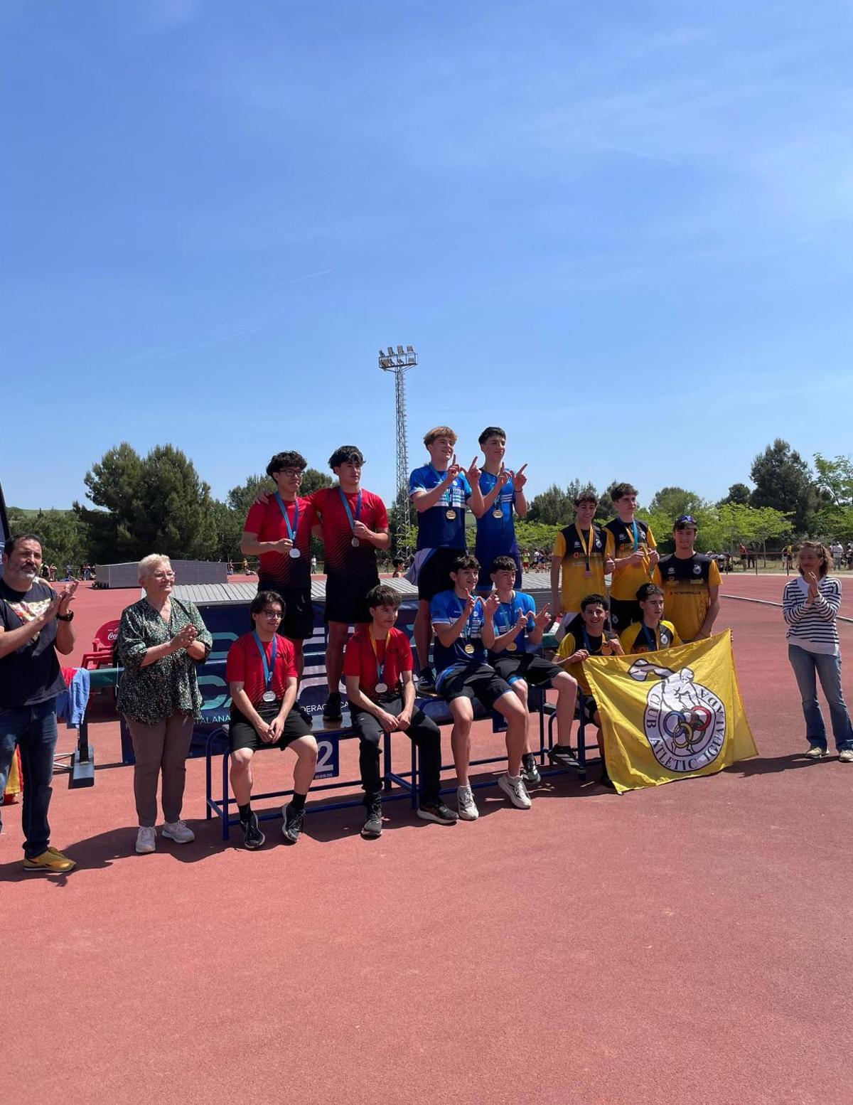 El bronze del sub-18 del CAI en els 4x100m masculí