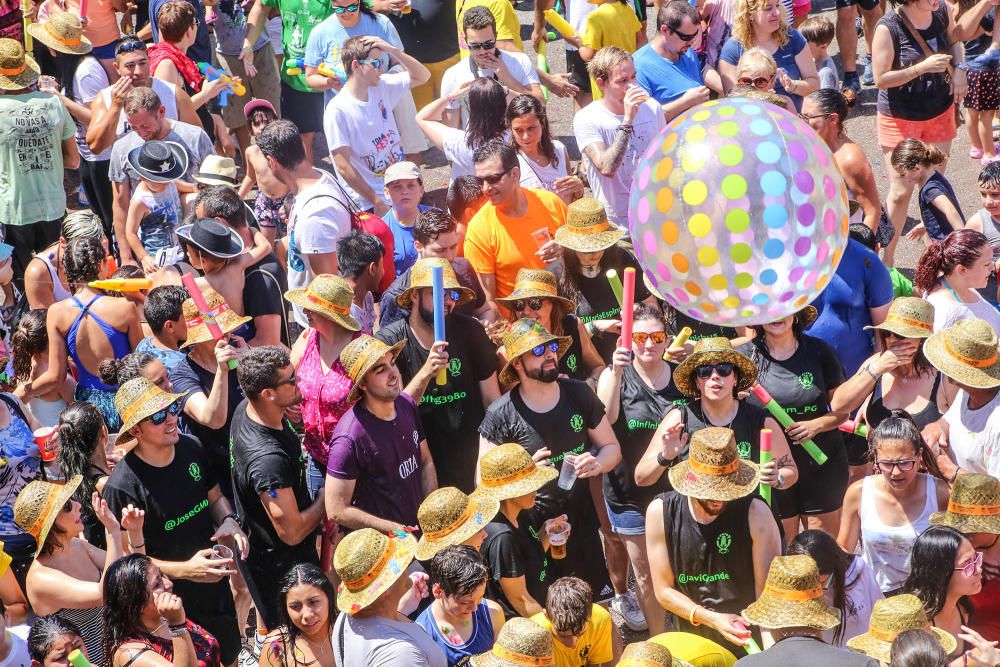 Chupinazo de las fiestas en Rojales