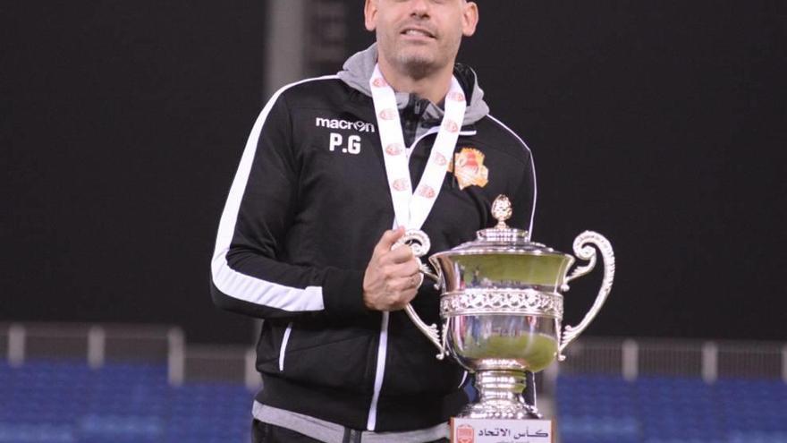 El exgrana Gómez Carmona, campeón de la Copa Federación de Baréin