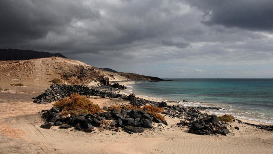 La obra El lugar de la huida, Rafael Hierro.