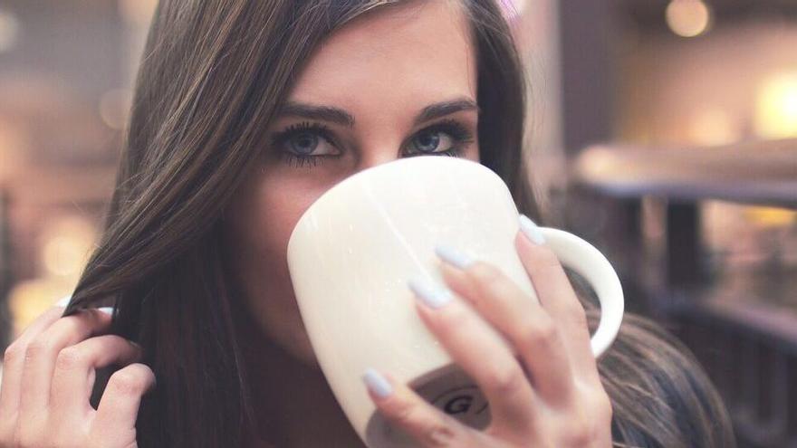Un estudi recomana beure més de dues tasses de cafè al dia
