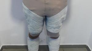 Imagen del detenido con la droga