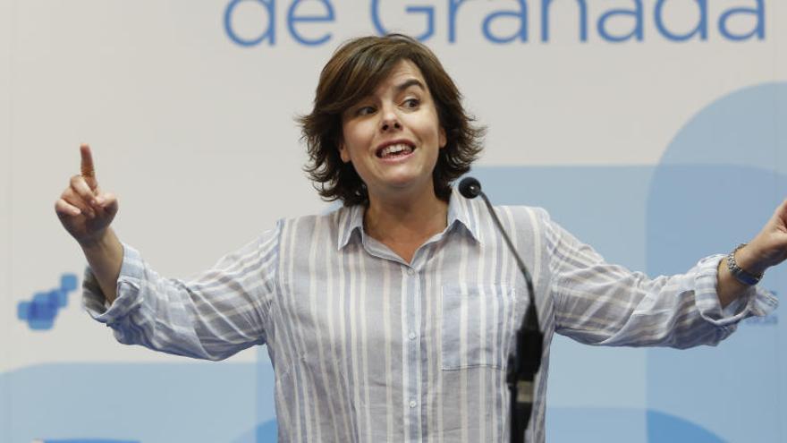 Santamaría está de gira por las primarias del PP.