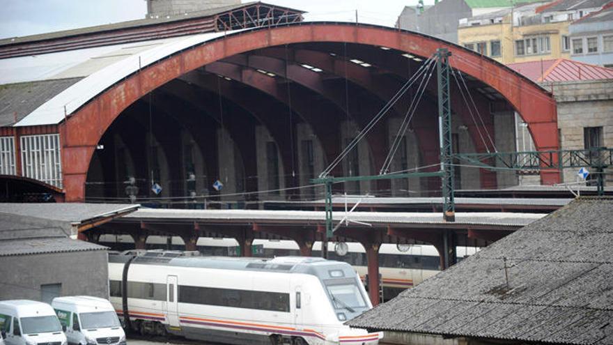 Cubierta de la estación de trenes de A Coruña.