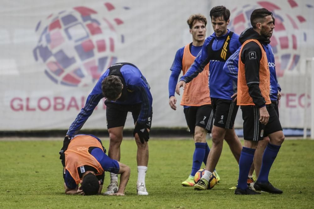 Tensión en el entrenamiento del Real Oviedo