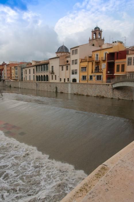 Crecida espectacular del río Segura a su paso por