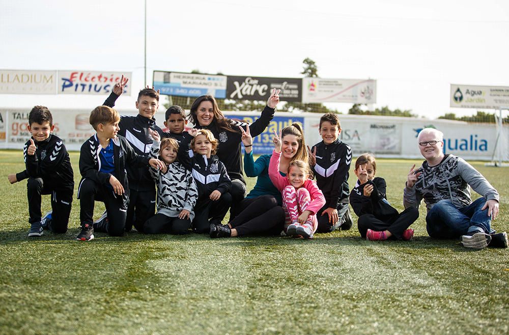 Multitudinaria presentación de la Peña Deportiva