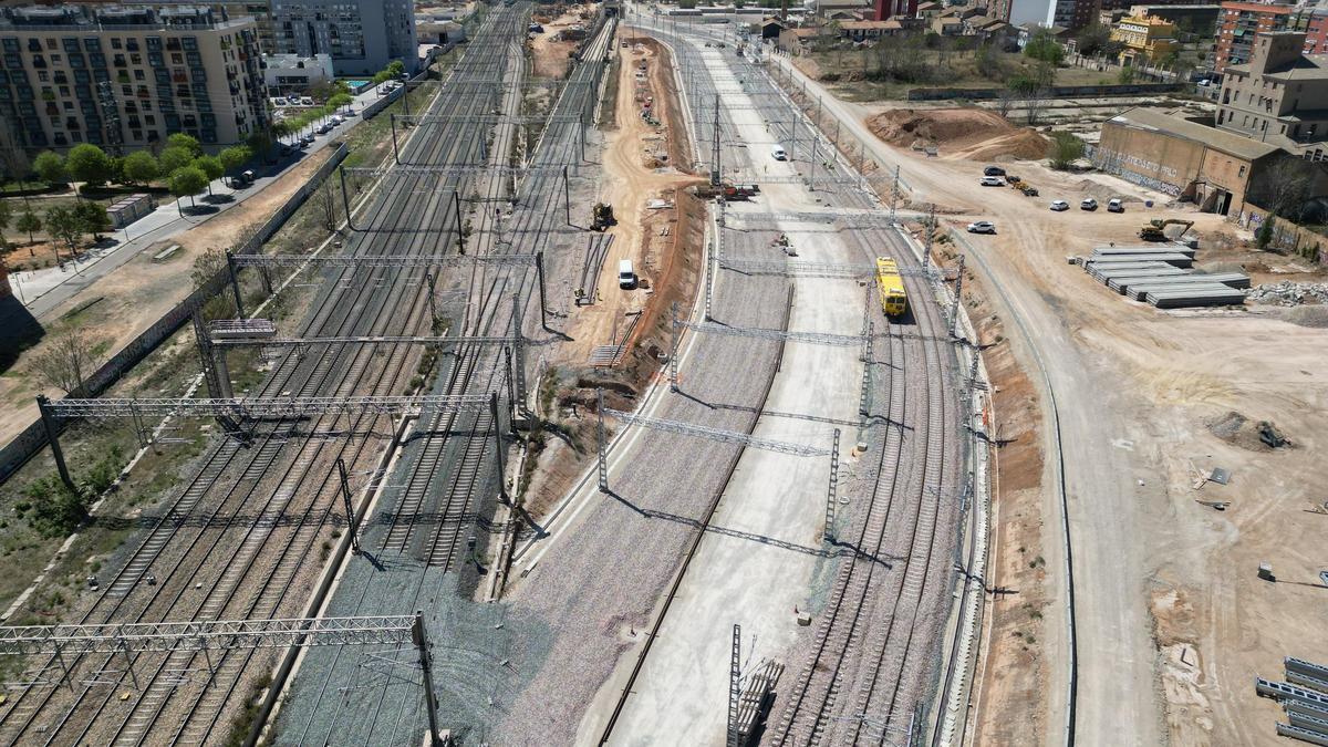 Imagen del desvío para trenes de alta velocidad desarrollado en València para construir el canal de acceso.