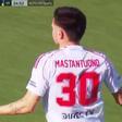 El golazo de falta de Mastantuono para adelantar a River ante Boca