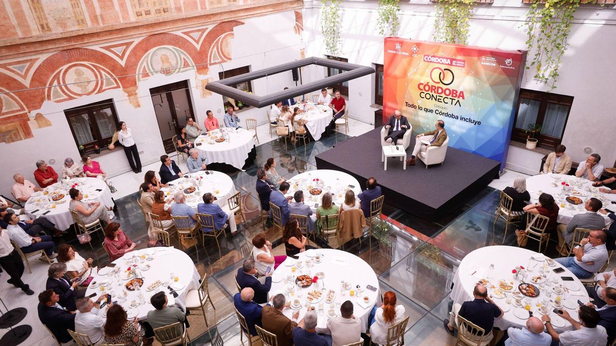 Coloquio Córdoba Conecta celebrado este jueves.