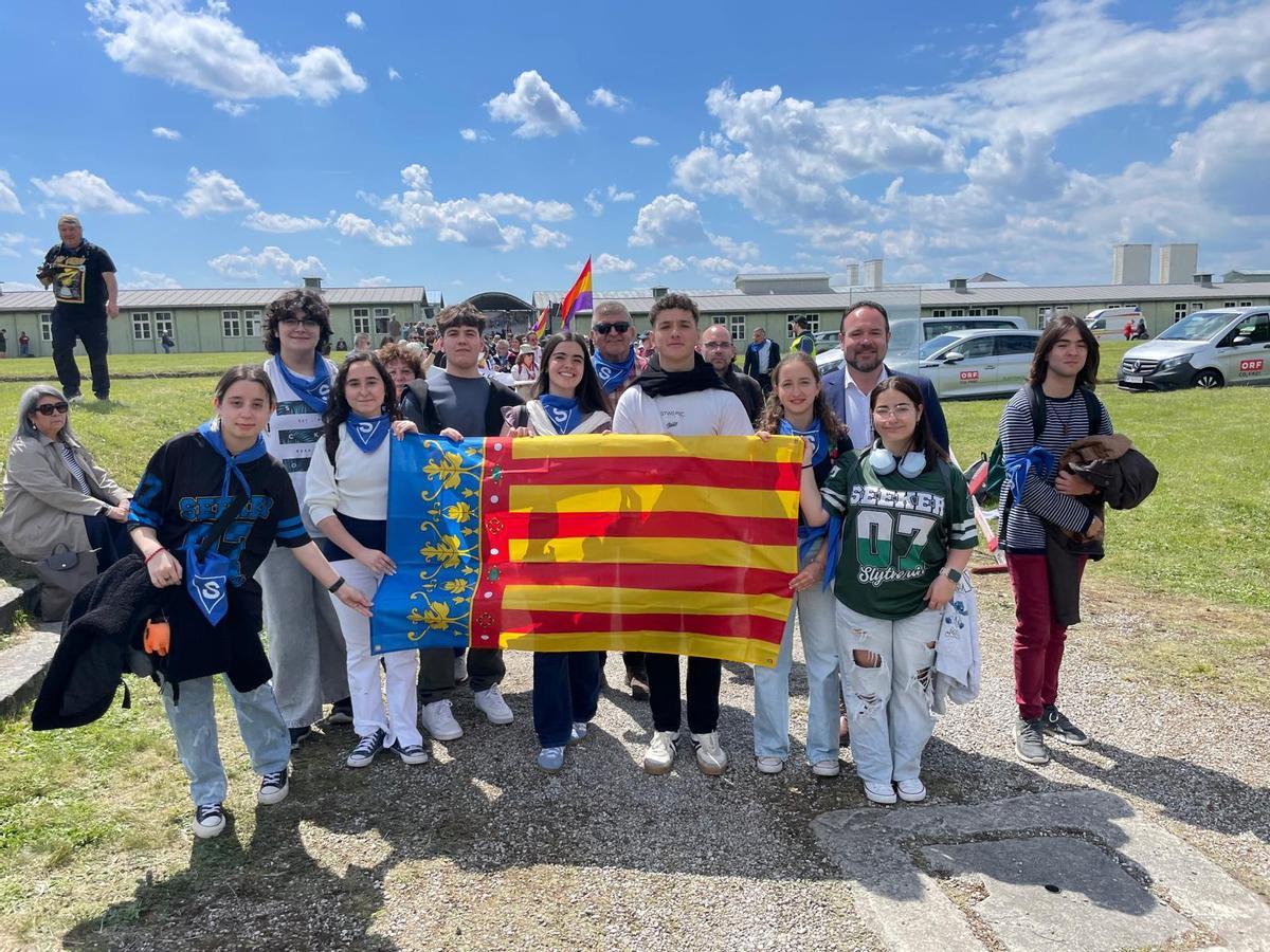 Delegación manisera en el campo de concentración de Mauthausen
