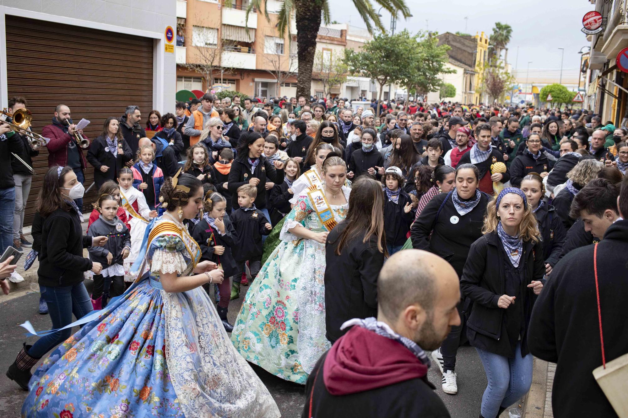 Los tradicionales pasodobles falleros vuelven a las calles de Alzira