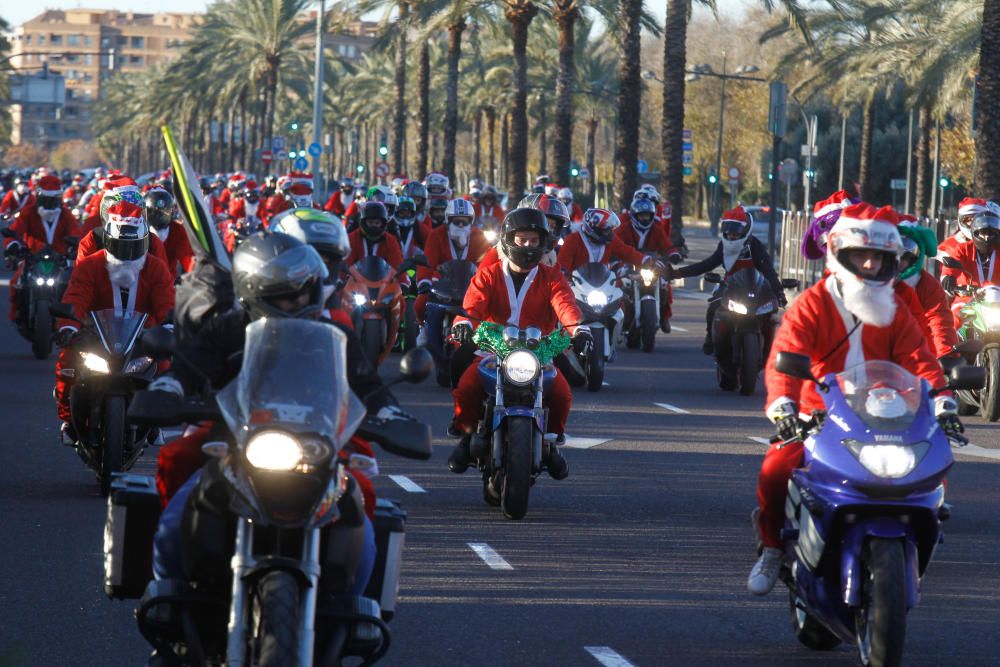 "Papanoelada motera" en València