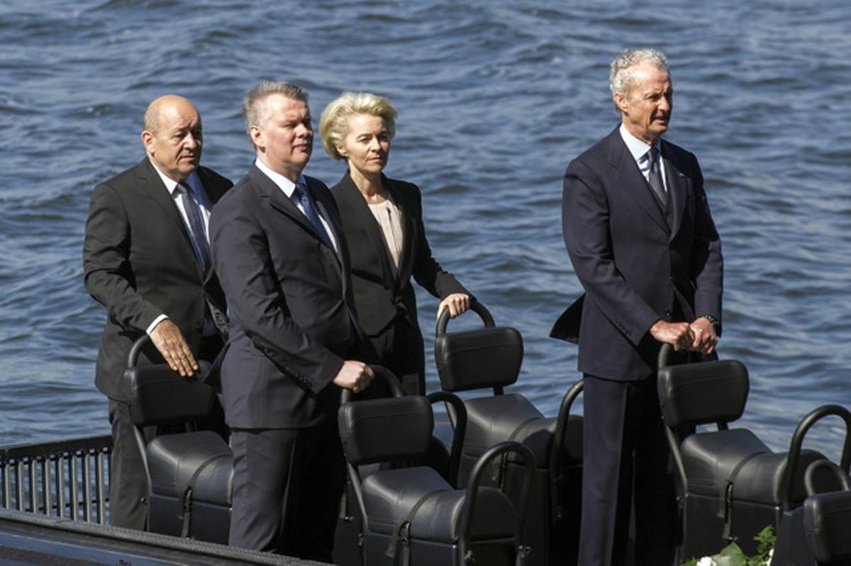 El ministre de Defensa, Pedro Morenés (dreta), amb els seus homòlegs de França, Alemanya i Polònia. El ministre de Defensa, Pedro Morenés (dreta), amb els seus homòlegs de França, Alemanya i Polònia.