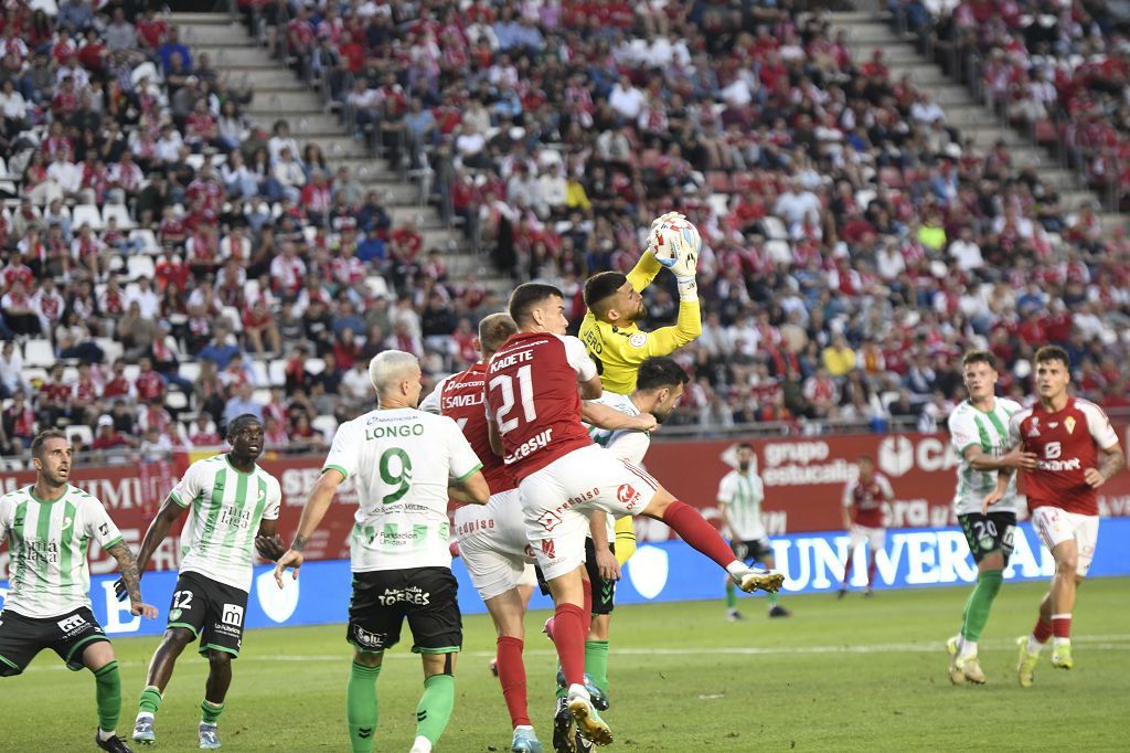 Las mejores imágenes del partido entre el Real Murcia y el Antequera