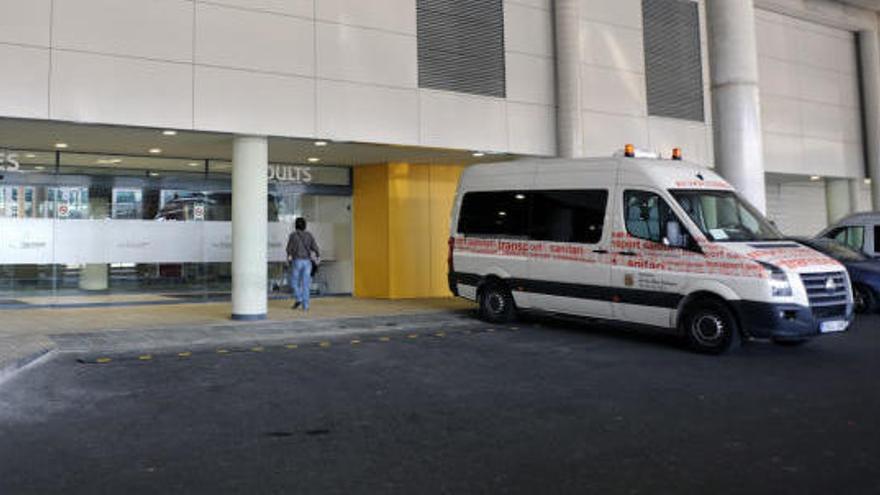 Una jove de 22 anys, ferida crítica després de ser apunyalada al coll a Magaluf