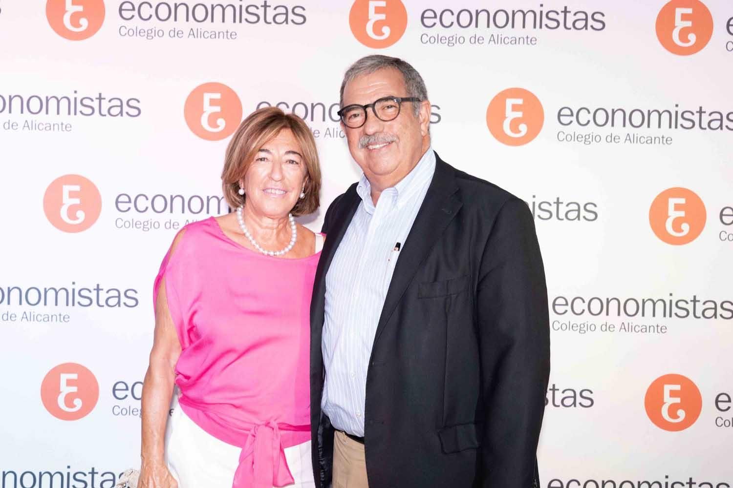 Los Economistas de Alicante celebran su cena anual en honor a su patrón