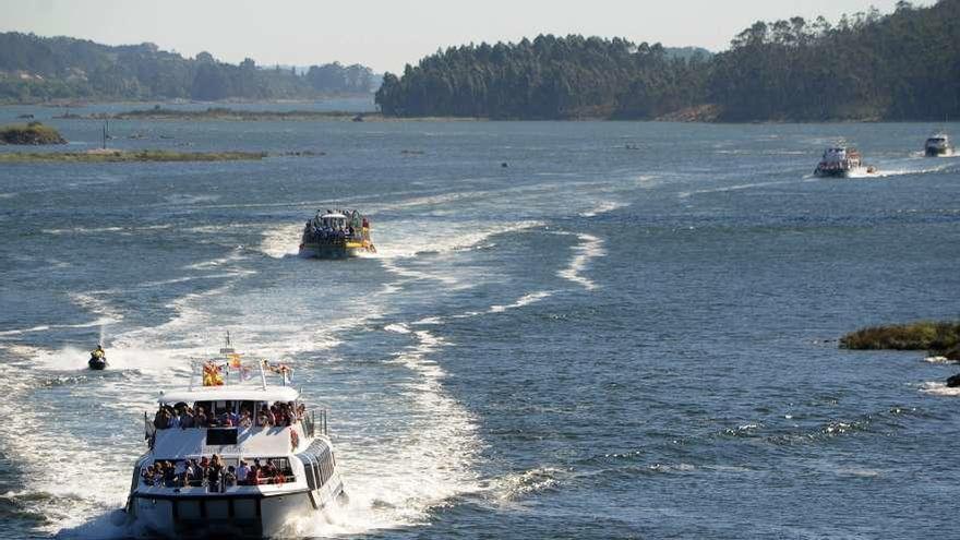 Peregrinación de la Ruta Marítimo Fluvial Xacobea do Mar de Arousa e Ulla. // Iñaki Abella