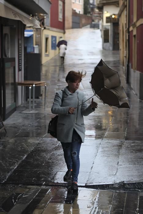 Lluvia y viento para despedir el año en Asturias