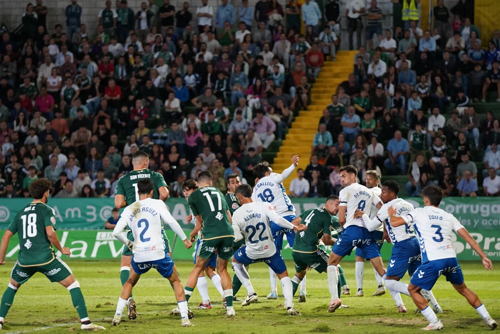 Las imágenes del Cacereño-Tenerife