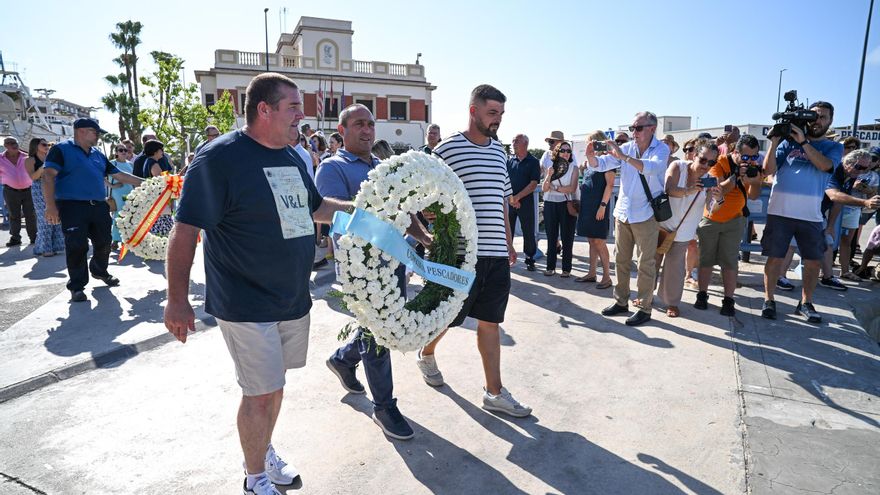 Misa y ofrenda por los marineros fallecidos en Santa Pola en el día de la Virgen del Carmen