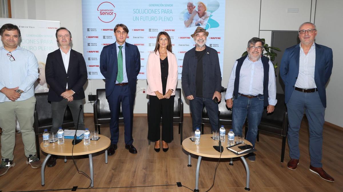 Rafa López, Antón Acevedo, Miguel A. Talabante, Diana Nieto, Xaime Fandiño, J. Manuel Pazos y Rogelio Garrido.
