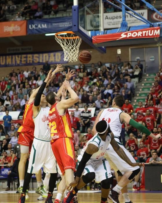 Baloncesto: El UCAM Murcia - Sevilla, en fotos