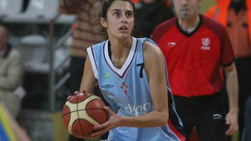 Alba Torrens, durante un partido del Celta Indepo.