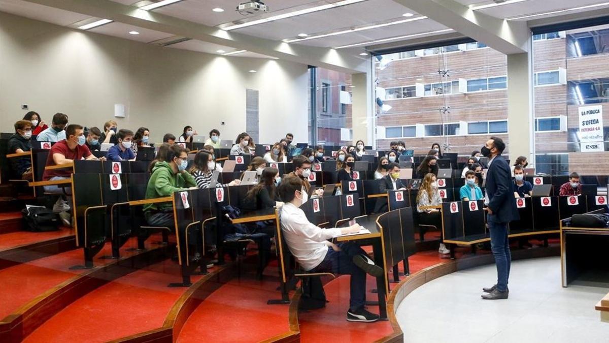 Una clase en la Pompeu Fabra, en Barcelona