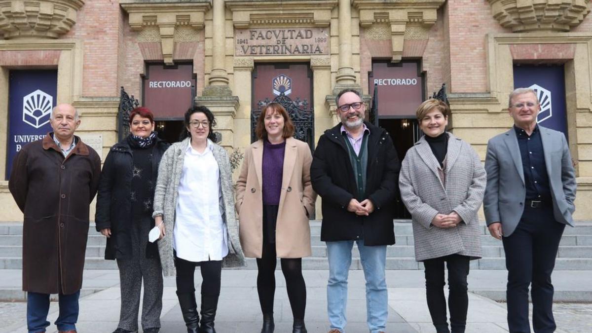 Miembros del jurado del Premio Internacional Julio A. Parrado.