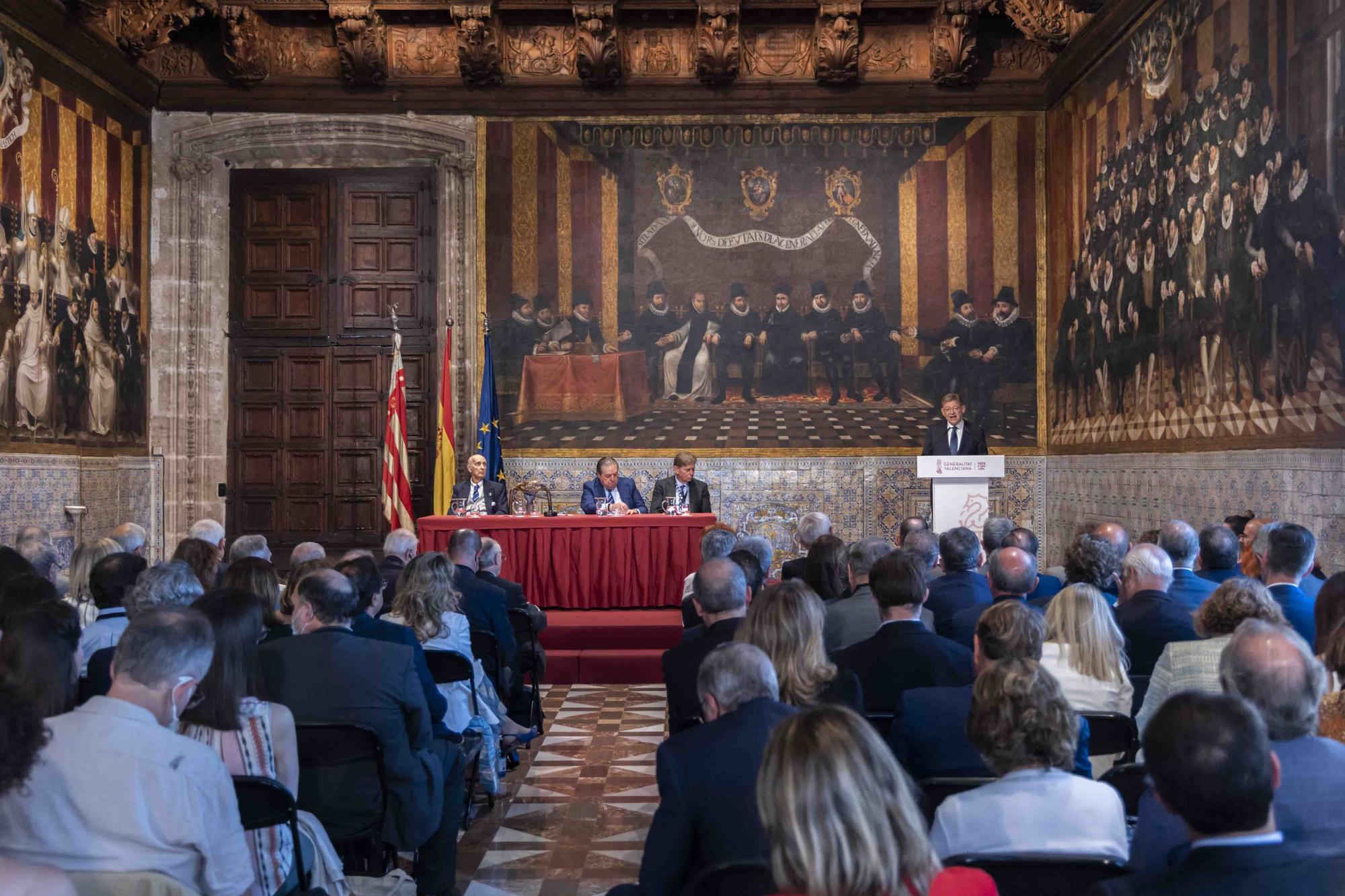 Lectura de la deliberación de los Premis Jaume I