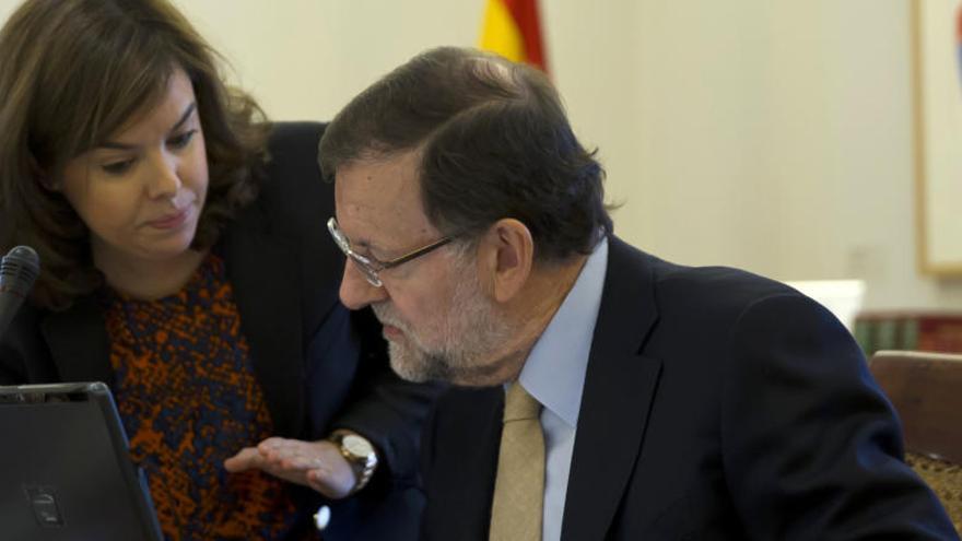 Santamaría y Rajoy, en la reunión del Consejo de Seguridad.