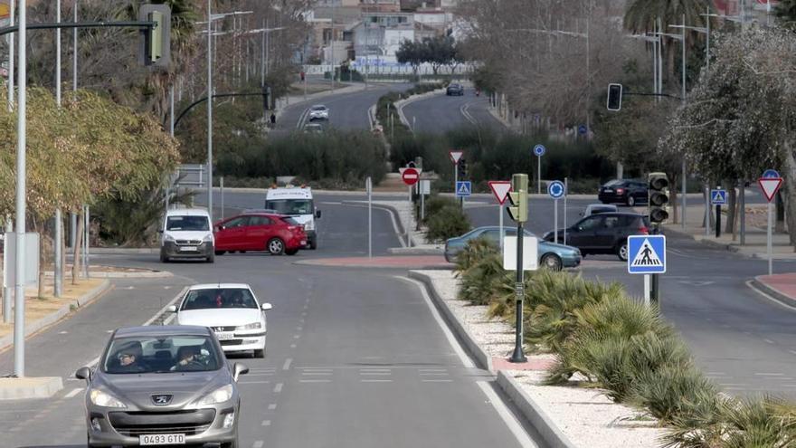 El final de la reforma de la avenida Sebastián Feringán se eterniza