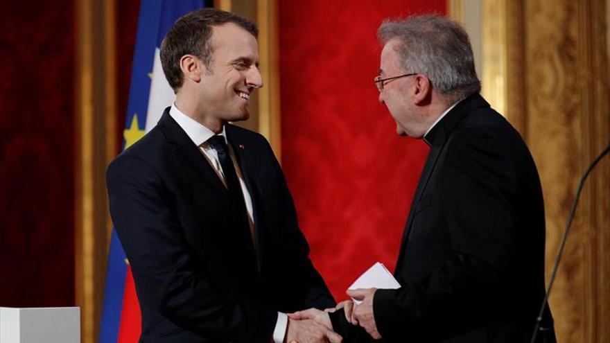 Investigan al nuncio en Francia por una agresión sexual a un joven