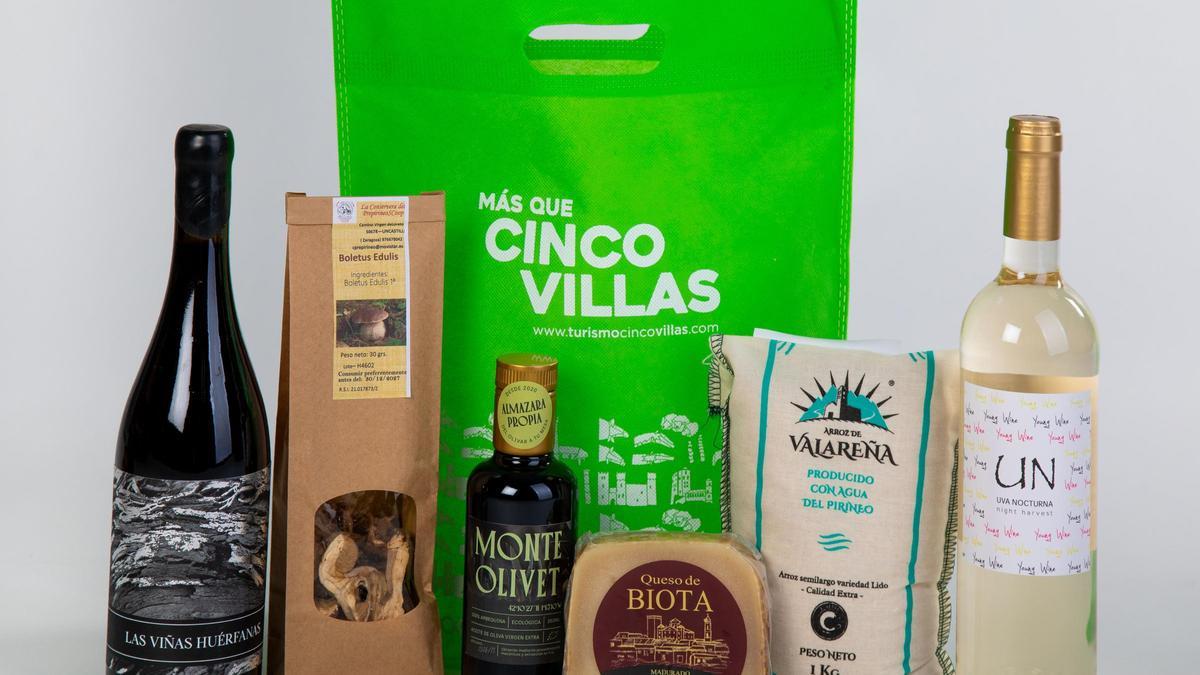 El pack incluye productos gourmet de la comarca, de kilometro 0.
