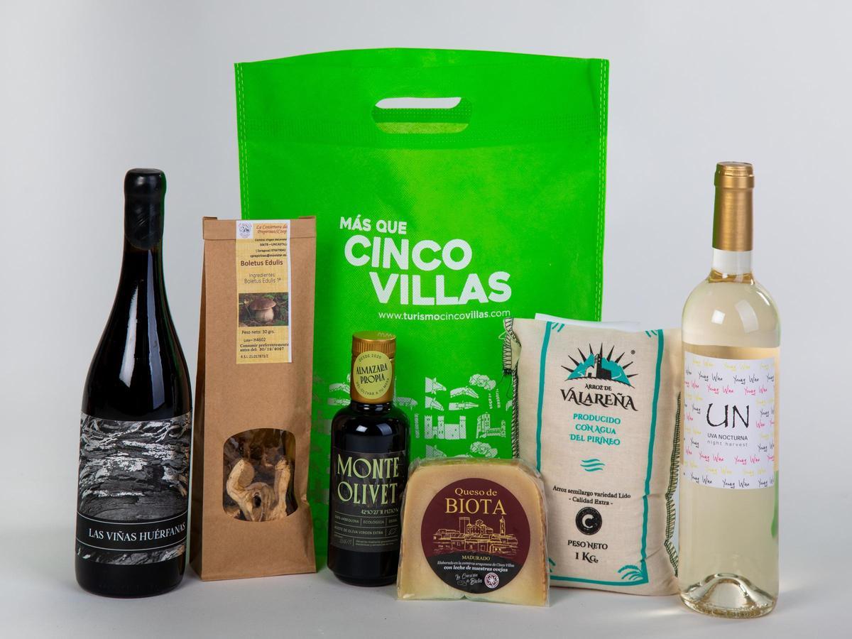 El pack incluye productos gourmet de la comarca, de kilometro 0.