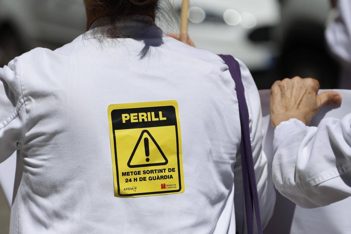 Les imatges de la protesta dels metges a Girona