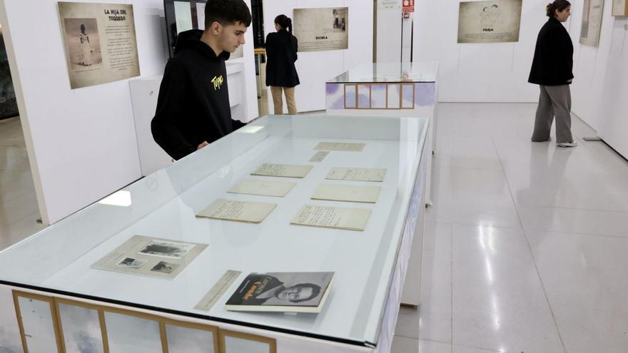 La Biblioteca Regional de Murcia recuerda a Carmen Conde en el aniversario de ‘Júbilos’