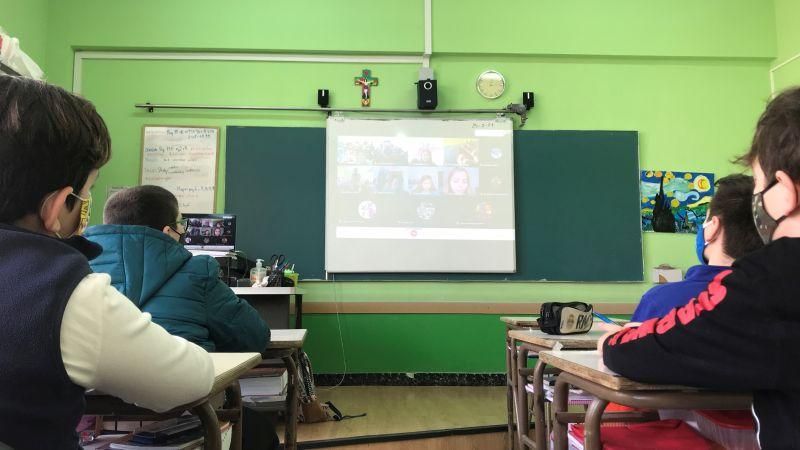 Videollamada en el Colegio El Buen Pastor a otros jóvenes europeos