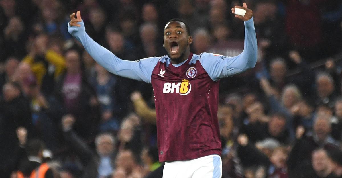 Jhon Durán, delantero del Aston Villa