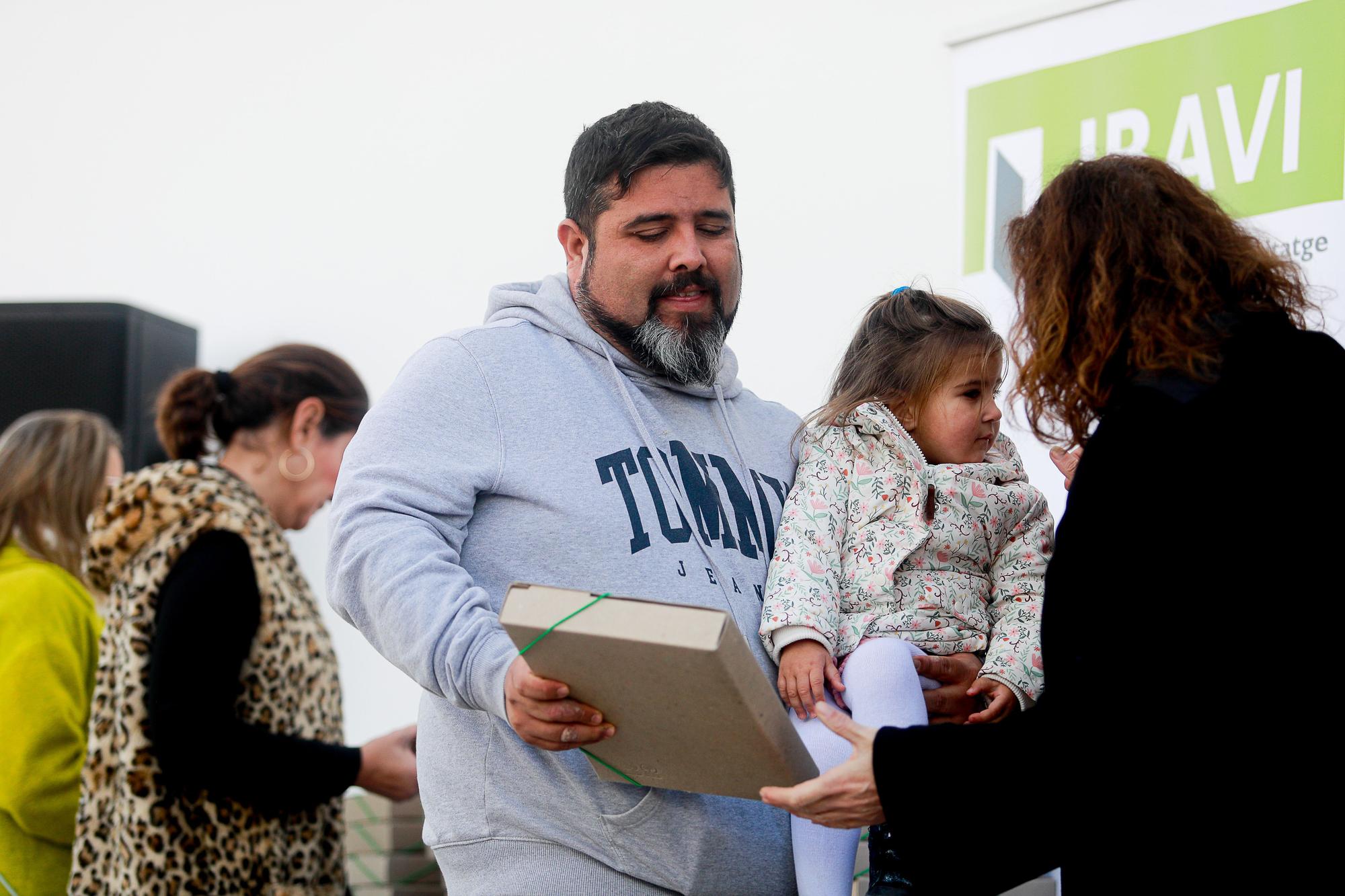 Entrega de las llaves de las VPO en Platja d'en Bossa