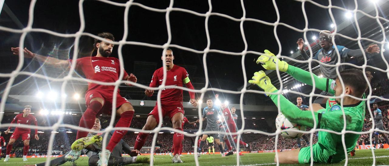 El Liverpool derrotó al Nápoles por 2-0 en la última jornada de la fase de grupos de la Champions.