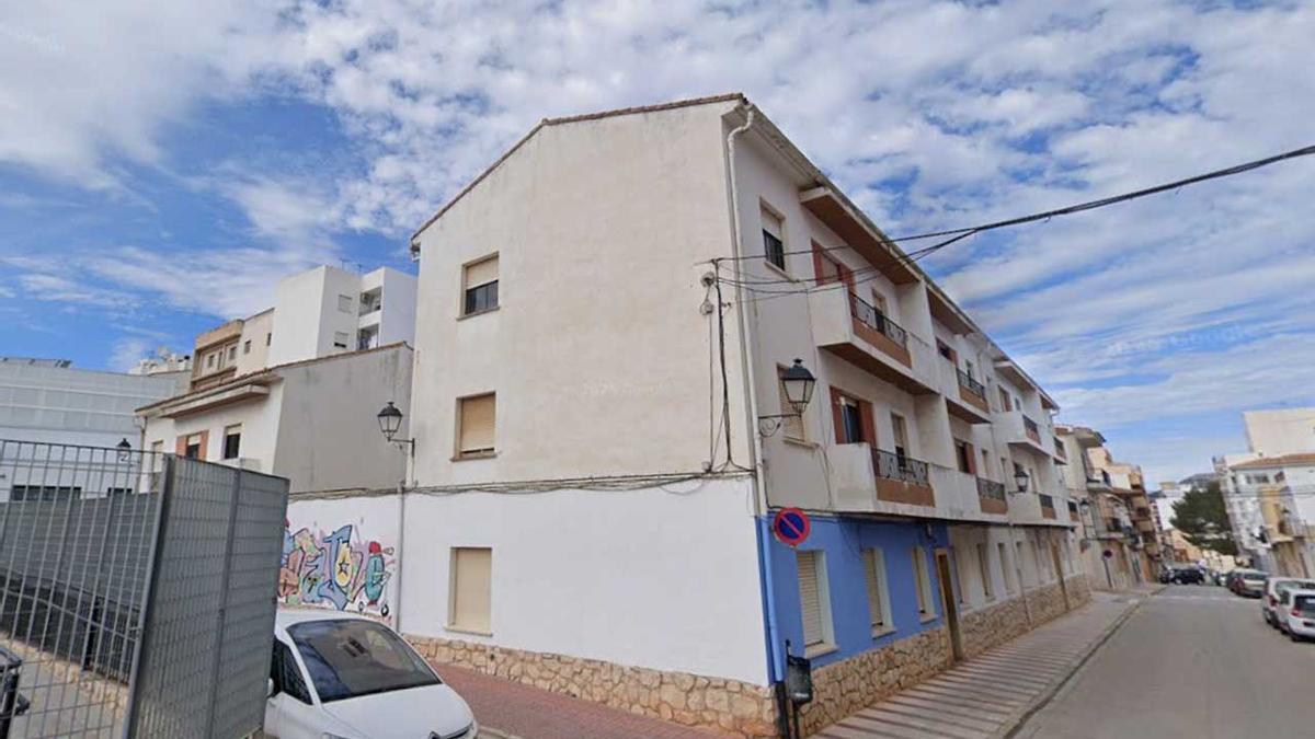 Edificio de las 'Cases dels mestres', al lado del Colegio Santíssim Crist.