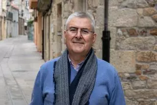 A colección Terra Nomeada medra coas toponimias de Zas, Padrón e Pontecesures