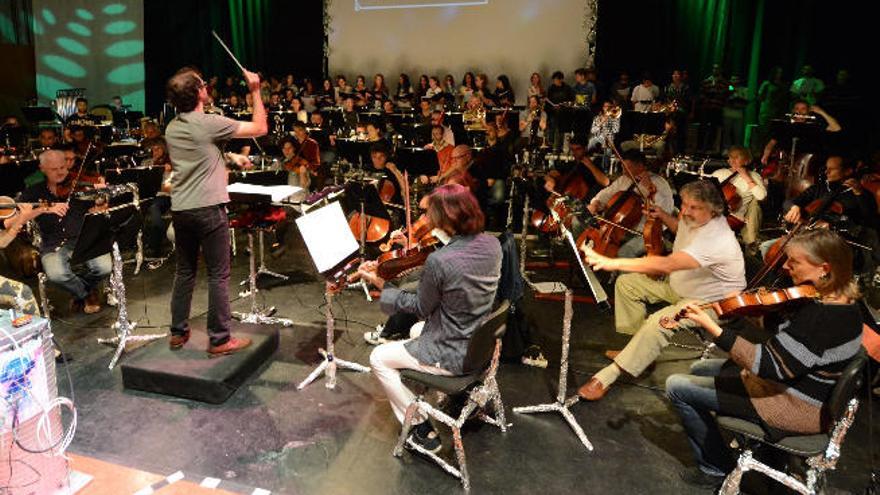 &#039;Dale al Play&#039; inaugura los Conciertos en Familia de la Orquesta Filarmónica