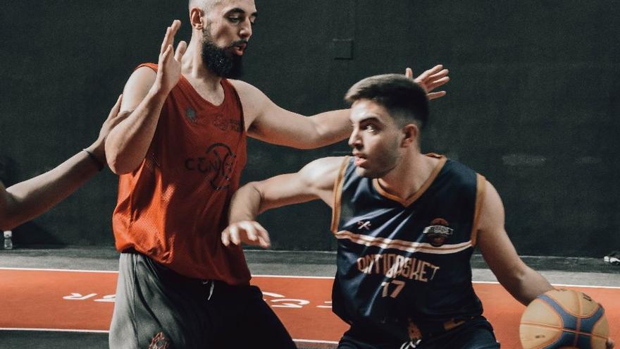 El Ontibasket en un partido de baloncesto de 3x3.