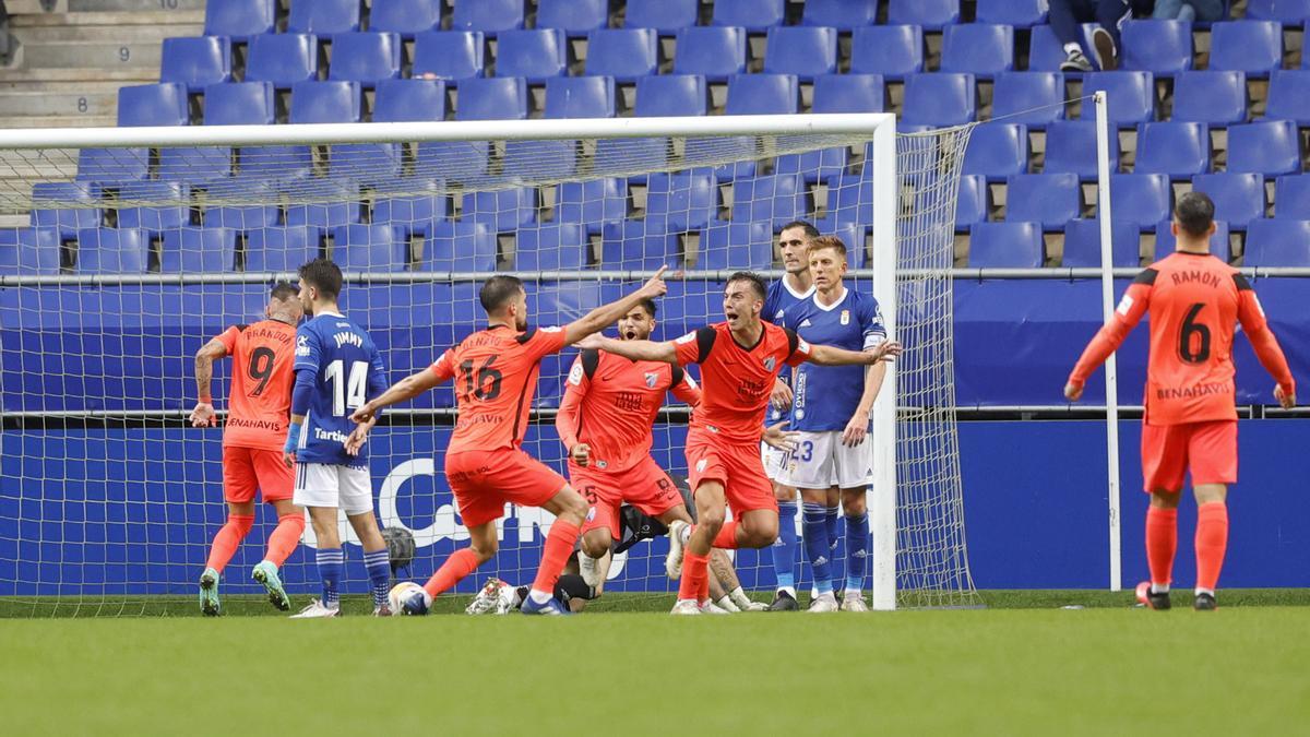 El partido del Oviedo, en imágenes