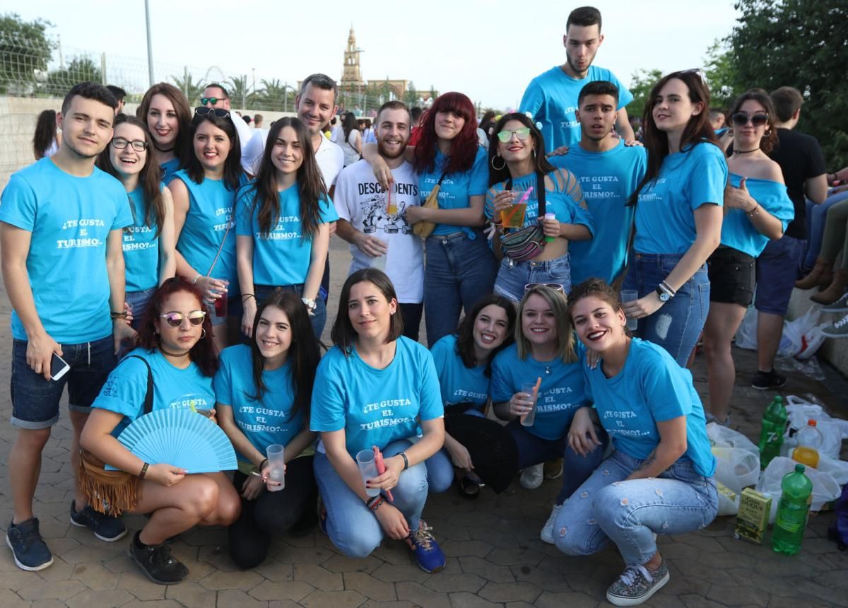 Fotogalería / El macrobotellón en El Arenal