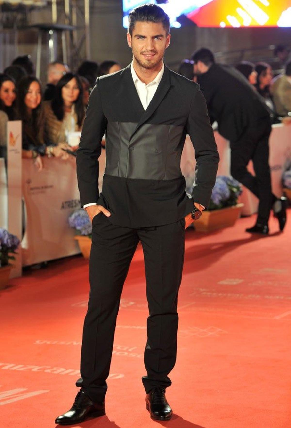 Maxi Iglesias en la alfombra roja del Festival de Cine de Málaga