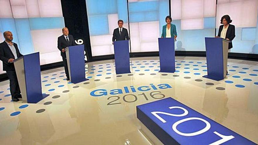 Participantes en el debate de las autonómicas de 2016.